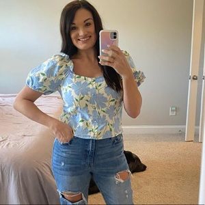 Blue floral elastic top